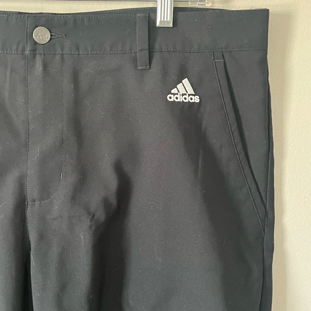 Adidas Golf Shorts Men's Size 36 Regular fit Black 3 Stripe Stretch Inseam 10 in